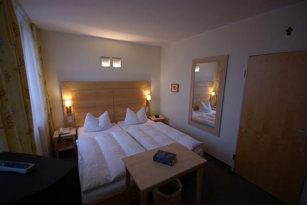 Hotel Carpe Diem Kirchhundem Exterior photo